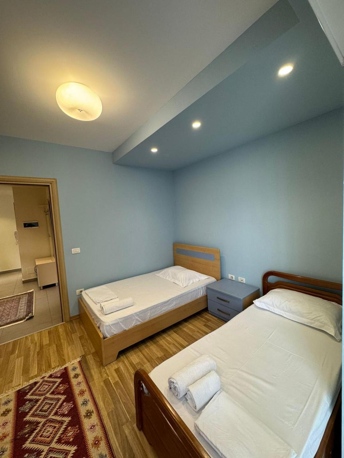 טיראנה Diem Apartment Near Pazari I Ri מראה חיצוני תמונה