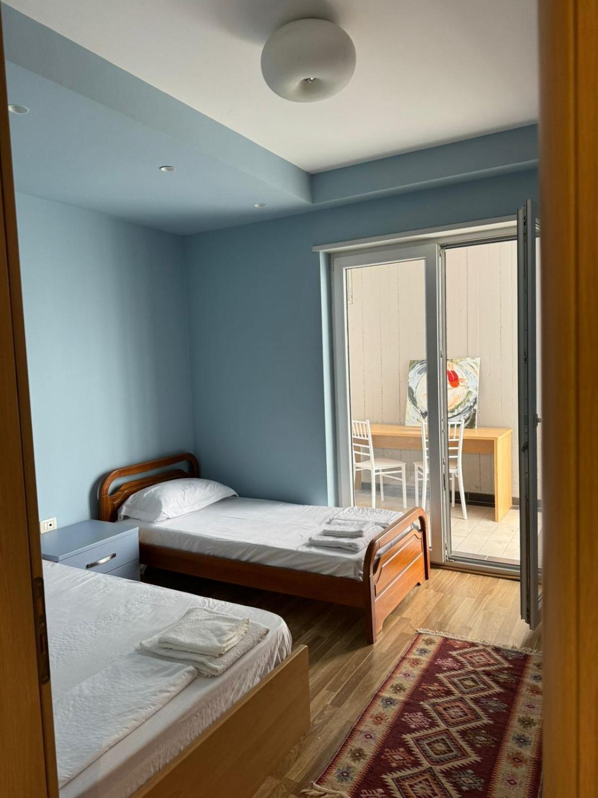 טיראנה Diem Apartment Near Pazari I Ri מראה חיצוני תמונה