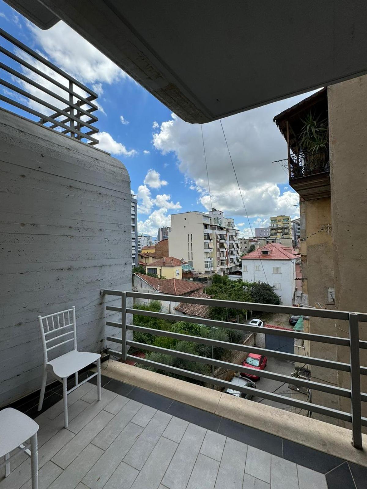 טיראנה Diem Apartment Near Pazari I Ri מראה חיצוני תמונה
