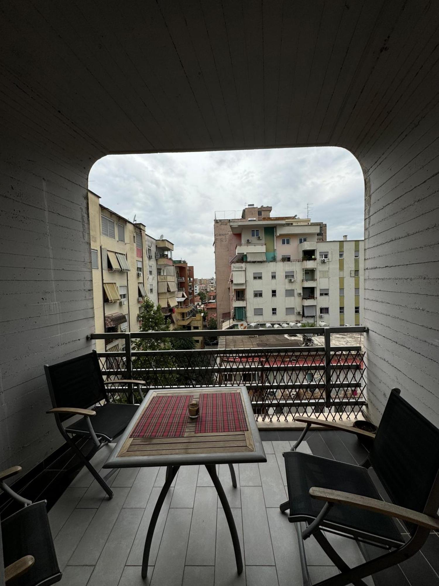 טיראנה Diem Apartment Near Pazari I Ri מראה חיצוני תמונה